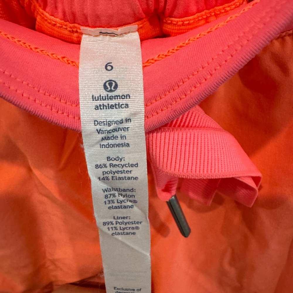 Lululemon coral running shorts size 6 EUC - Picture 7 of 8
